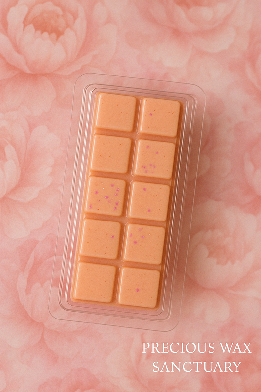 Create a warm, inviting, and delightfully elegant atmosphere. Our 'Amber and Peony' wax melt is perfect for a sophisticated and comforting vibe.