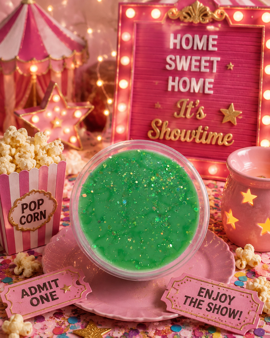 It's showtime wax melt pots surrounded by movie decor. 