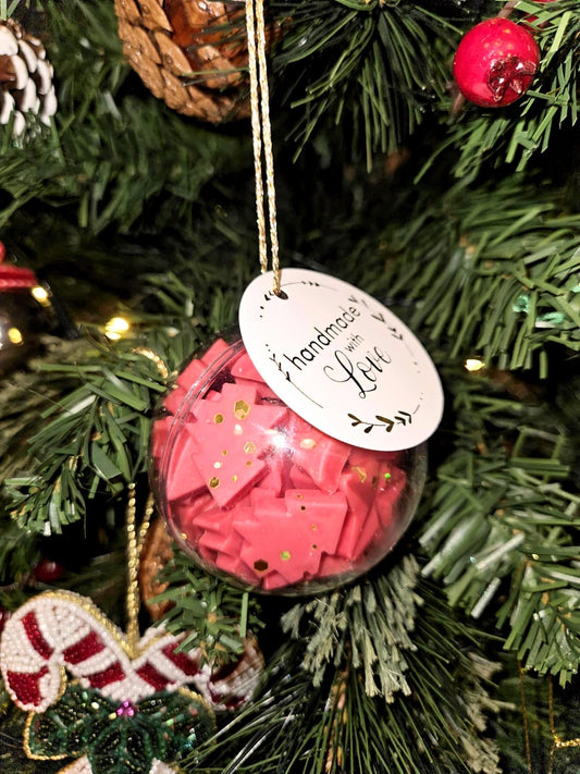 Winter Spice Wax Melt Bauble - Precious Wax Sanctuary
